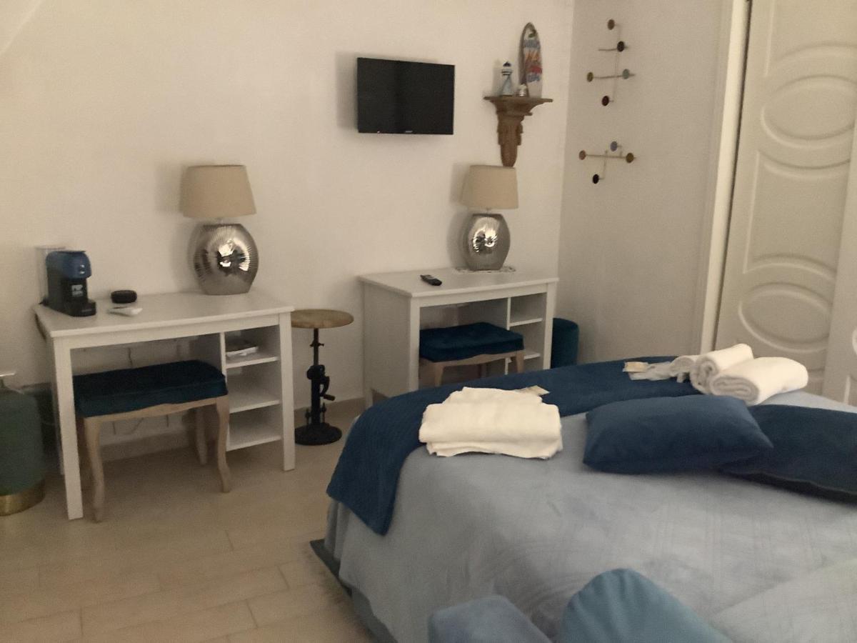 Tinnyhouse Napoli Eksteriør billede