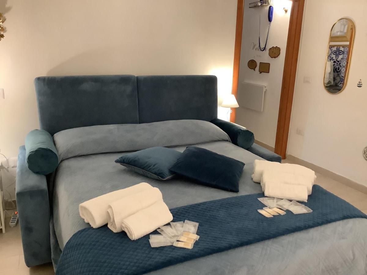 Tinnyhouse Napoli Eksteriør billede